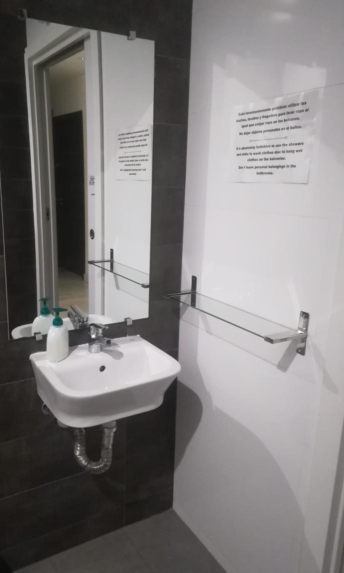 Hostel Central Sevilla Luaran gambar